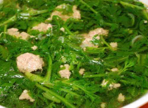 Canh-rau-cai-cuc-voi-thit