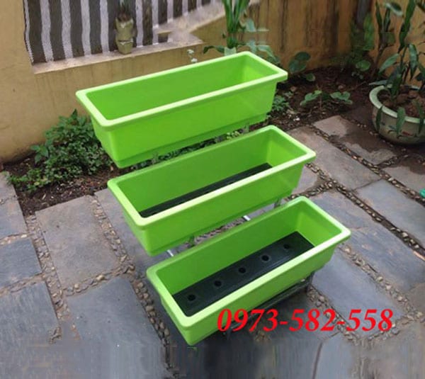 Kệ trồng rau bậc thang 3 tầng chậu 67